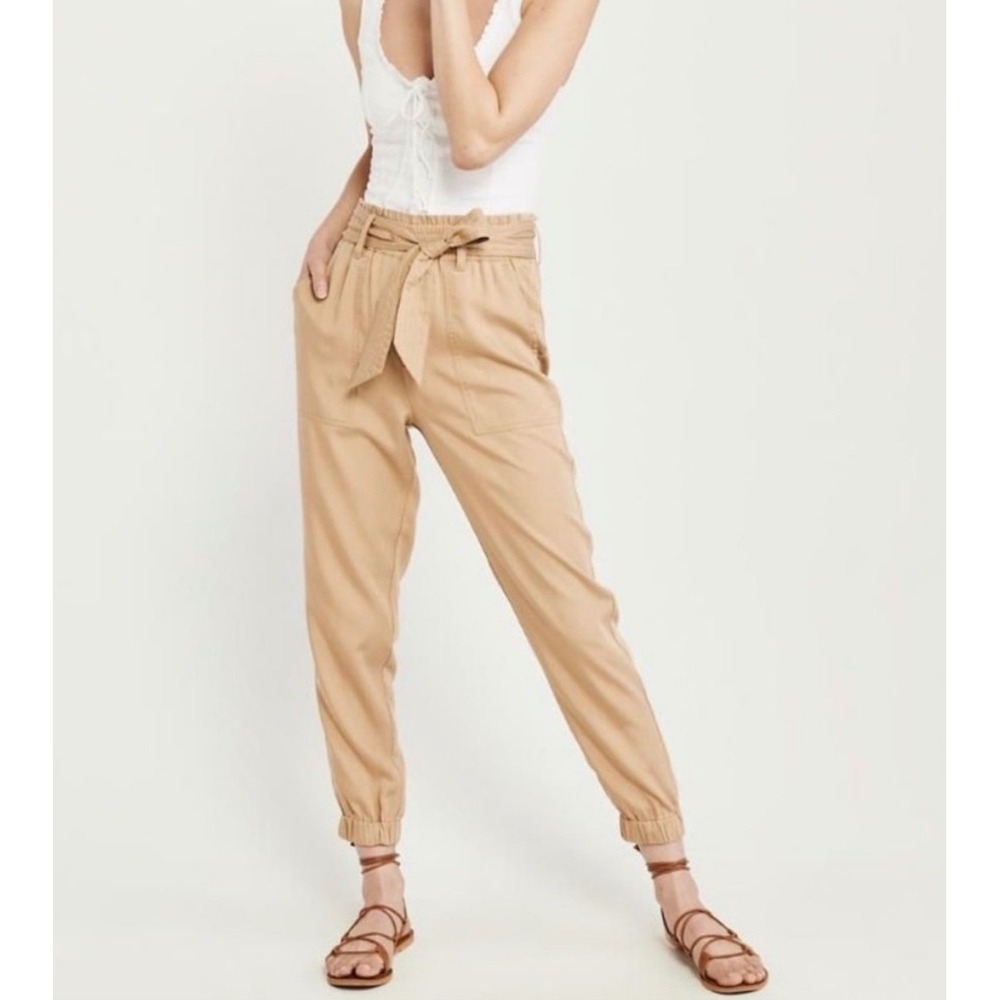 Abercrombie & Fitch Women's Beige Paperbag Waist Jogger Pants Size Small - Picture 2 of 10